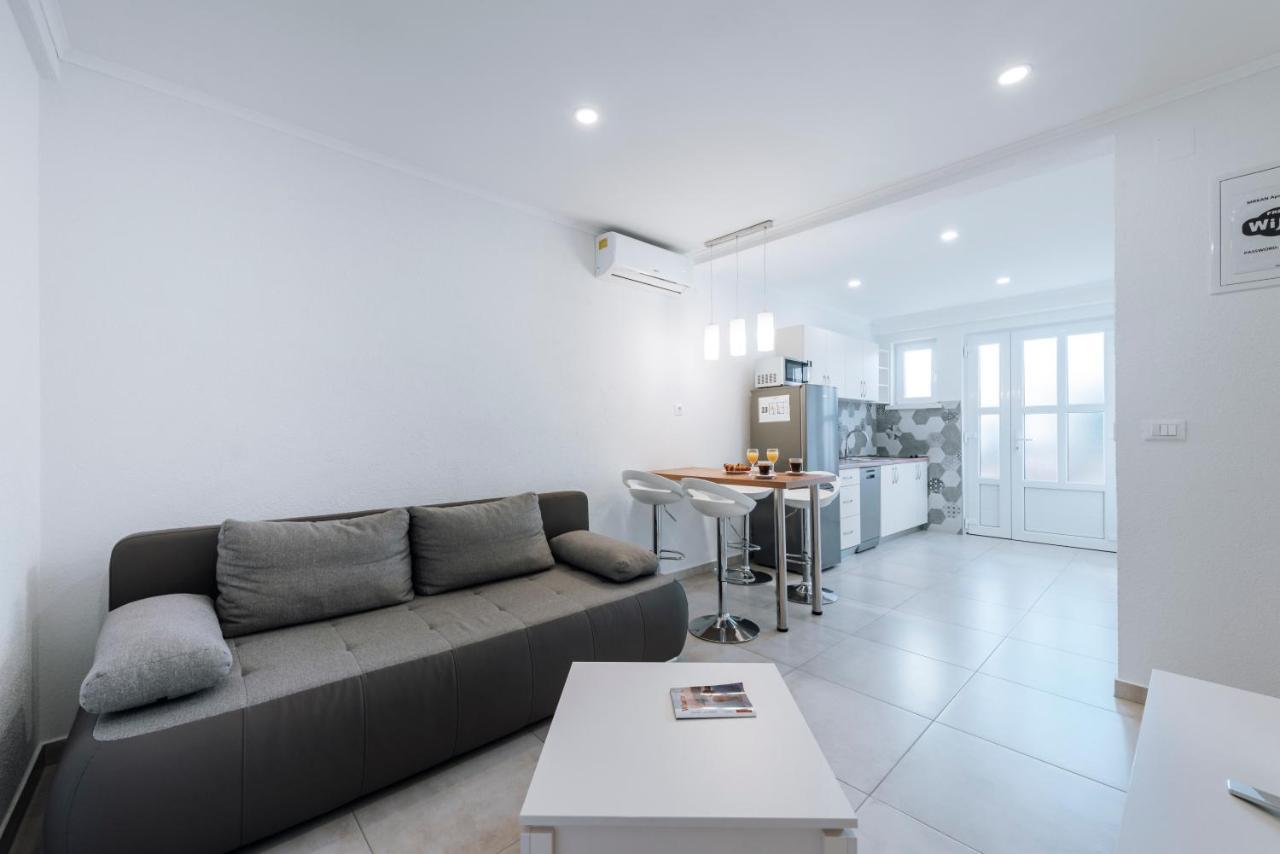 Apartments Mrkan 챠브타트 외부 사진